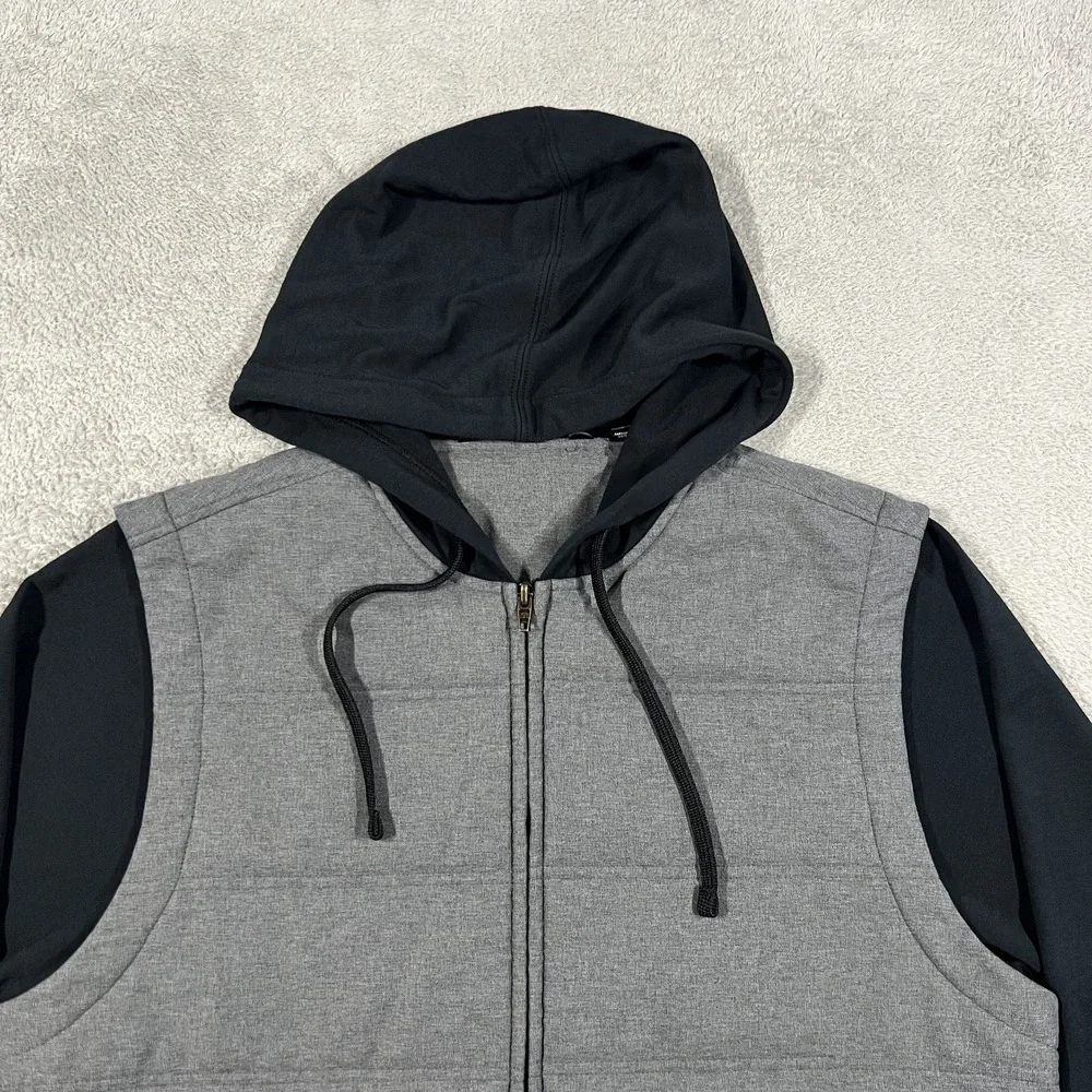 Travis Mathew Scavenger Jacket Mens Medium Hooded Puffer Vest Full Zip Golf